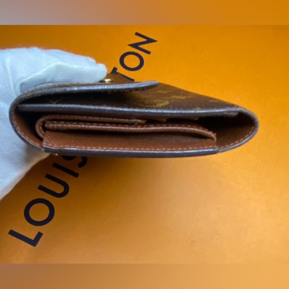 LOUIS VUITTON ❤️❤️ PORTE TRESOR INTERNATIONAL TRIFOLD MONOGRAM LONG WALLET - Picture 8 of 15